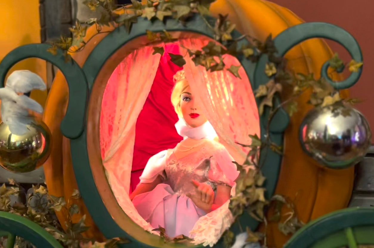 Cinderella carriage turning