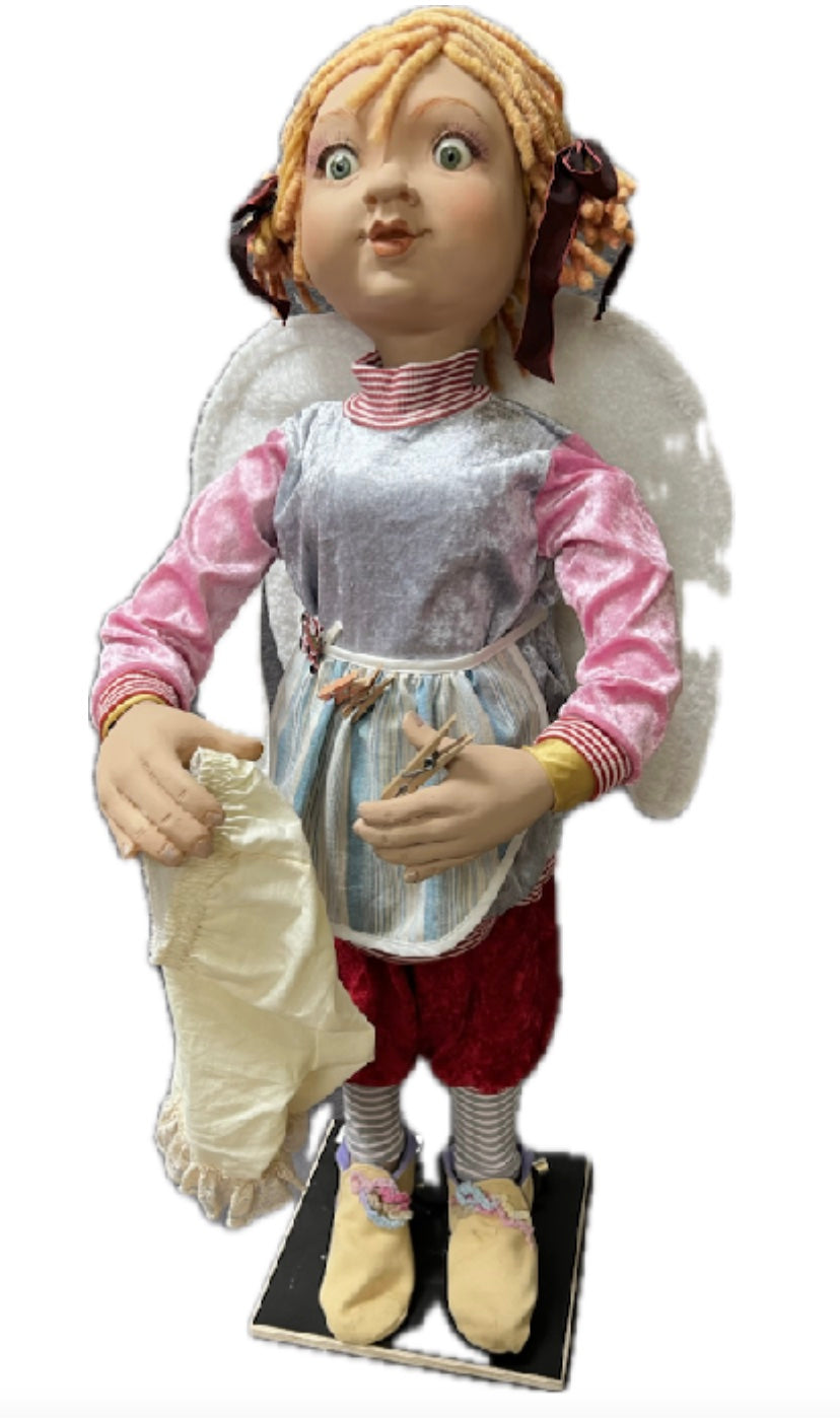 Angel 100 cm with laundry