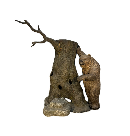 Grizzly bear with tree trunk - unique piece 