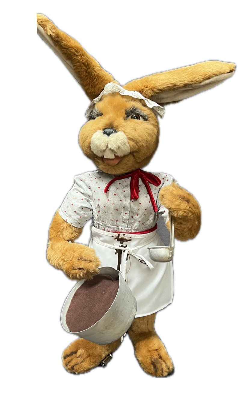 Rabbit/hare with ladle and chocolate pot