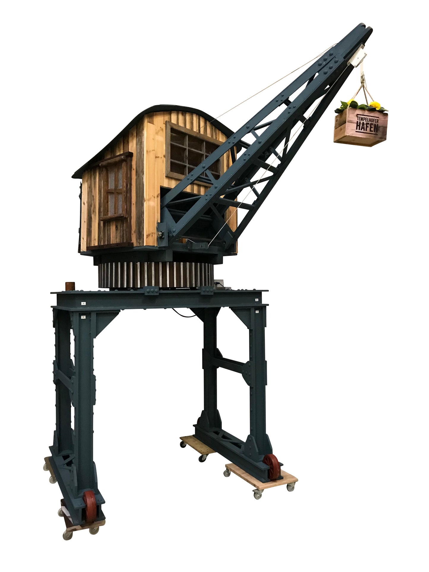 Harbor crane wooden model 1:6 with rope movement