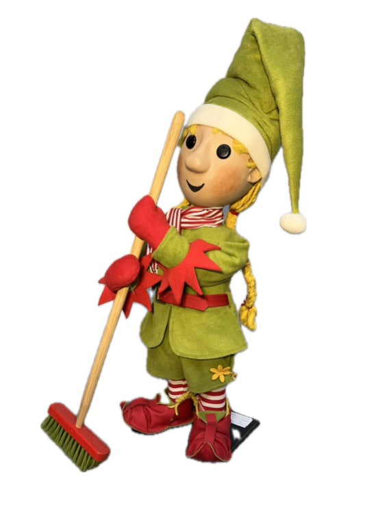 Elf with button eyes and a broom (Christmas bakery) 