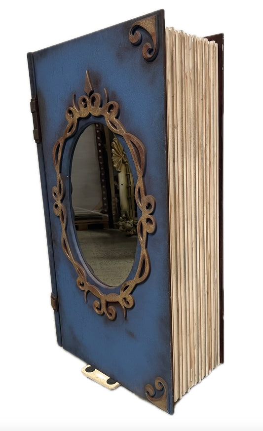 Fairytale book with mirror for Snow White