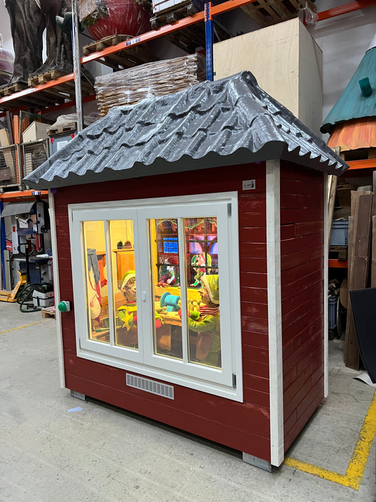 Weatherproof Christmas house with 55-inch screen (monitor enclosure)