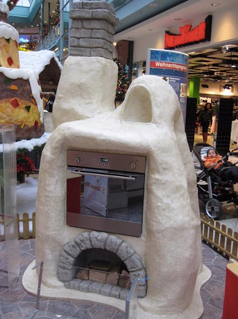 Oven Christmas baking