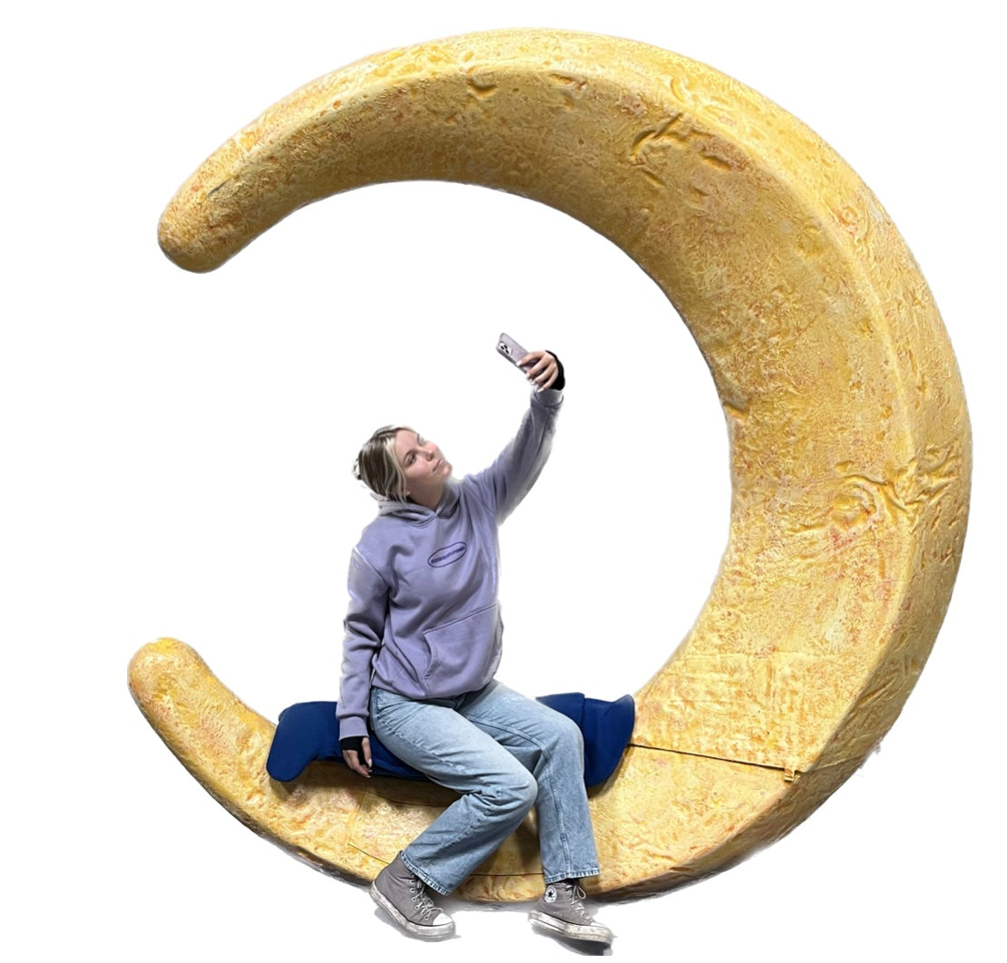 Crescent Moon Selfie Point 